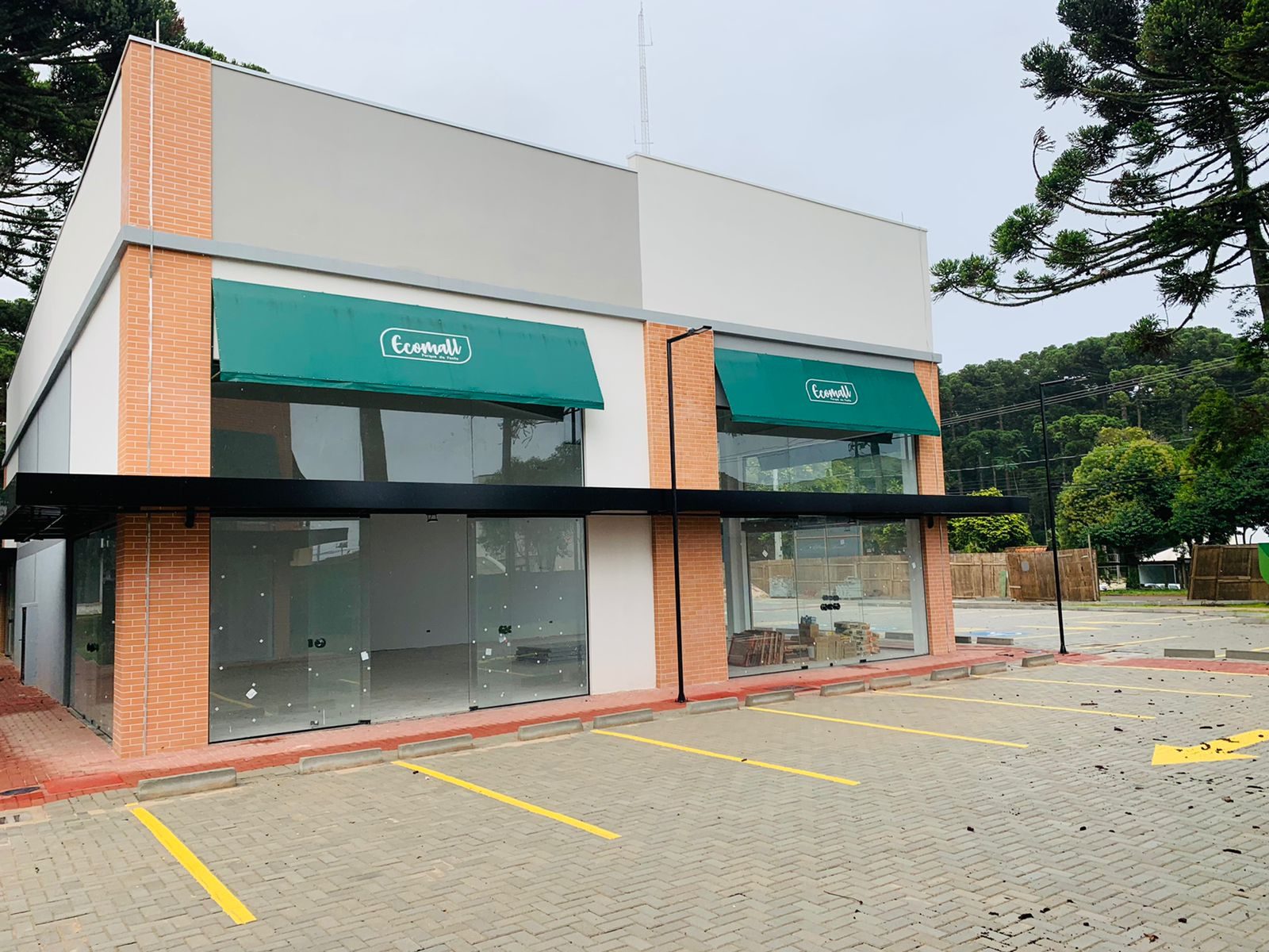 LOJAS 32m² a 306m² - São José Pinhais – foto 1