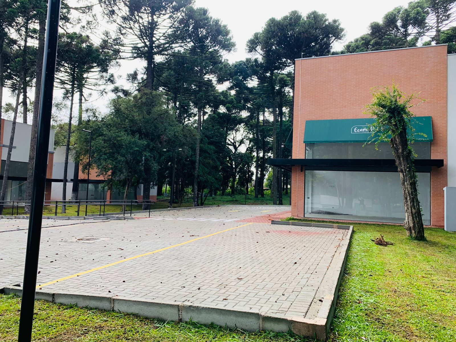 LOJAS 32m² a 306m² - São José Pinhais – foto 17