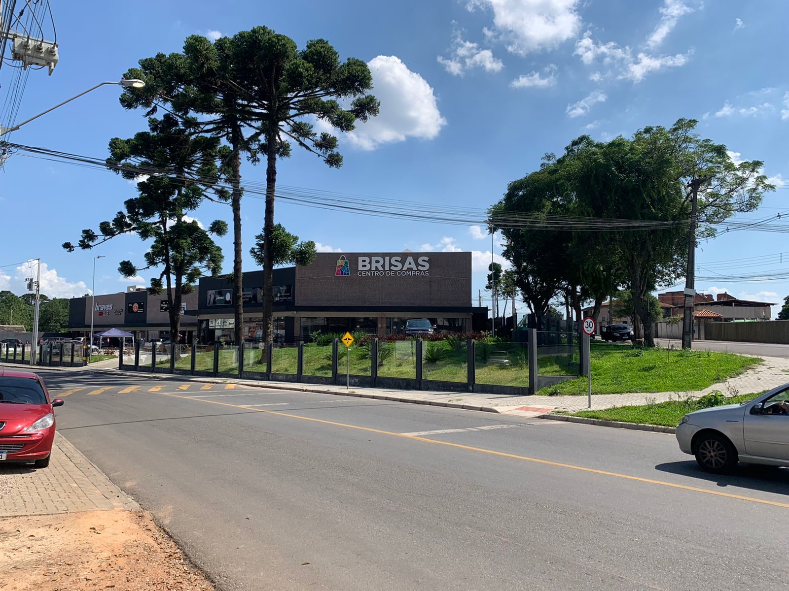 LOJAS 45,01M² a 181,29M² - ALTO BOQUEIRÃO – foto 3