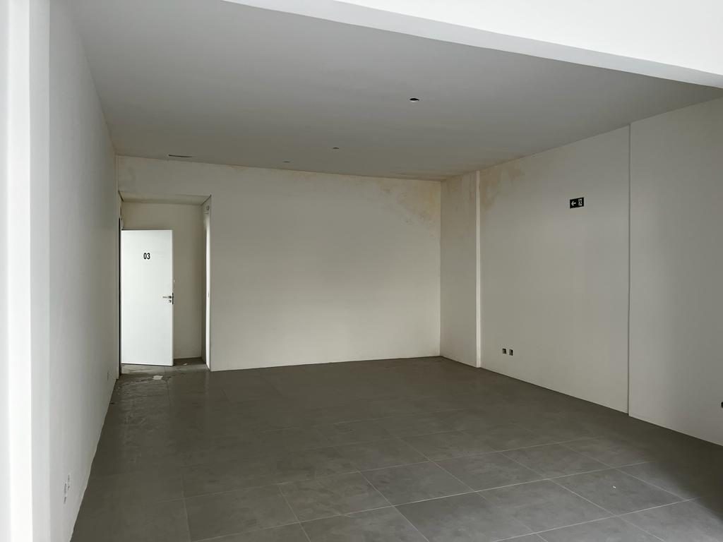 LOJAS 74 a 442m² - Tarumã – foto 30