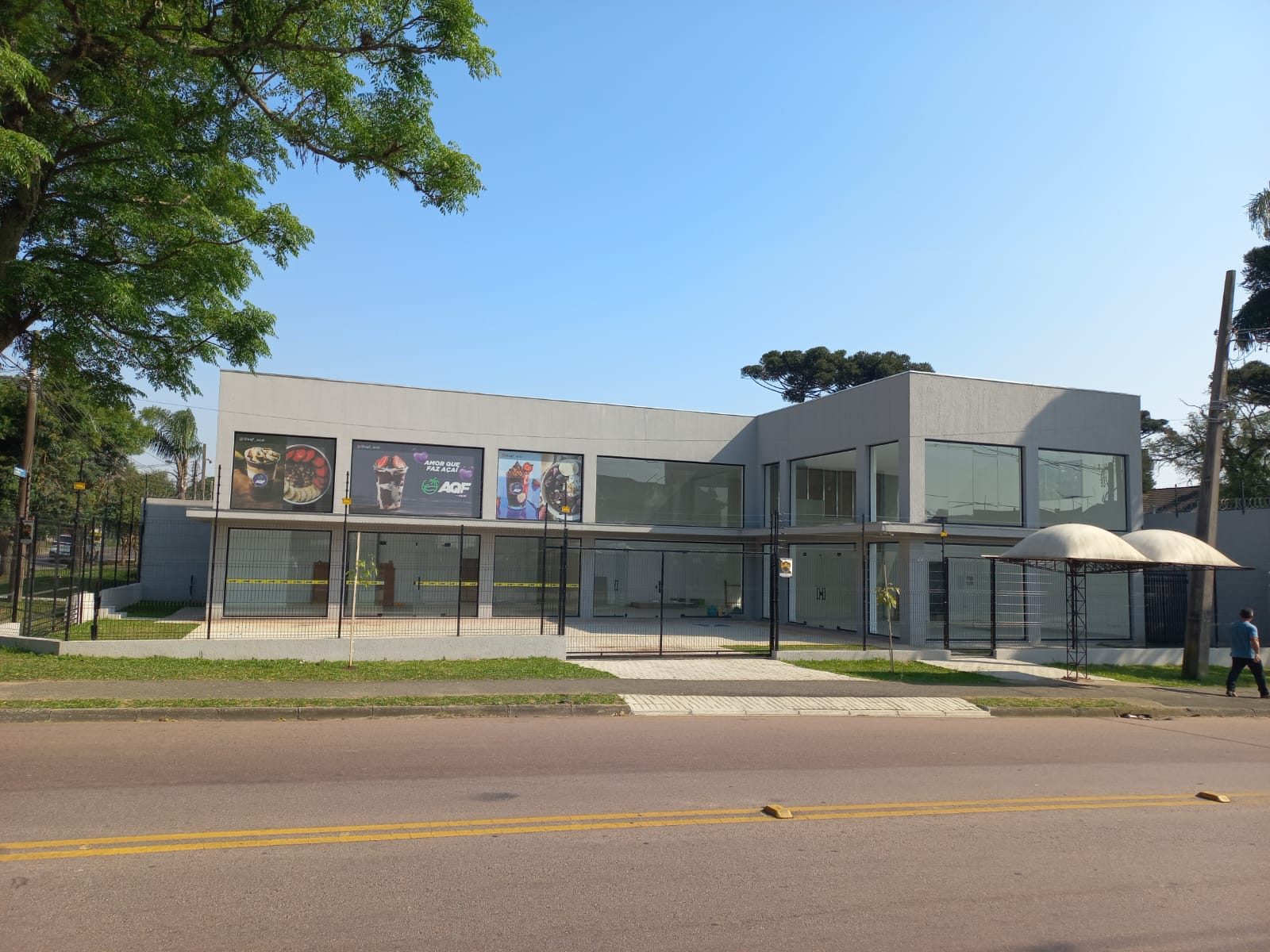 LOJAS 230m² – BOQUEIRÃO – foto 3
