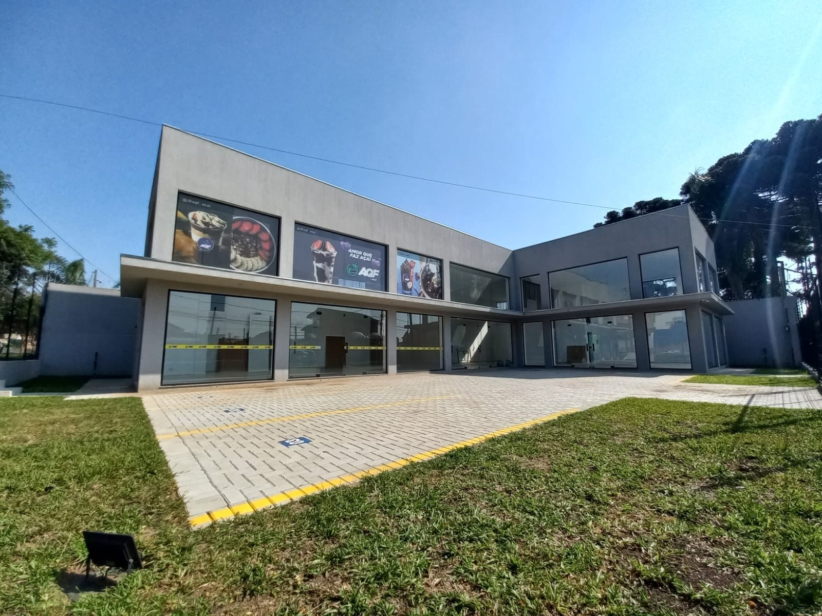 LOJAS 230m² – BOQUEIRÃO – foto 9