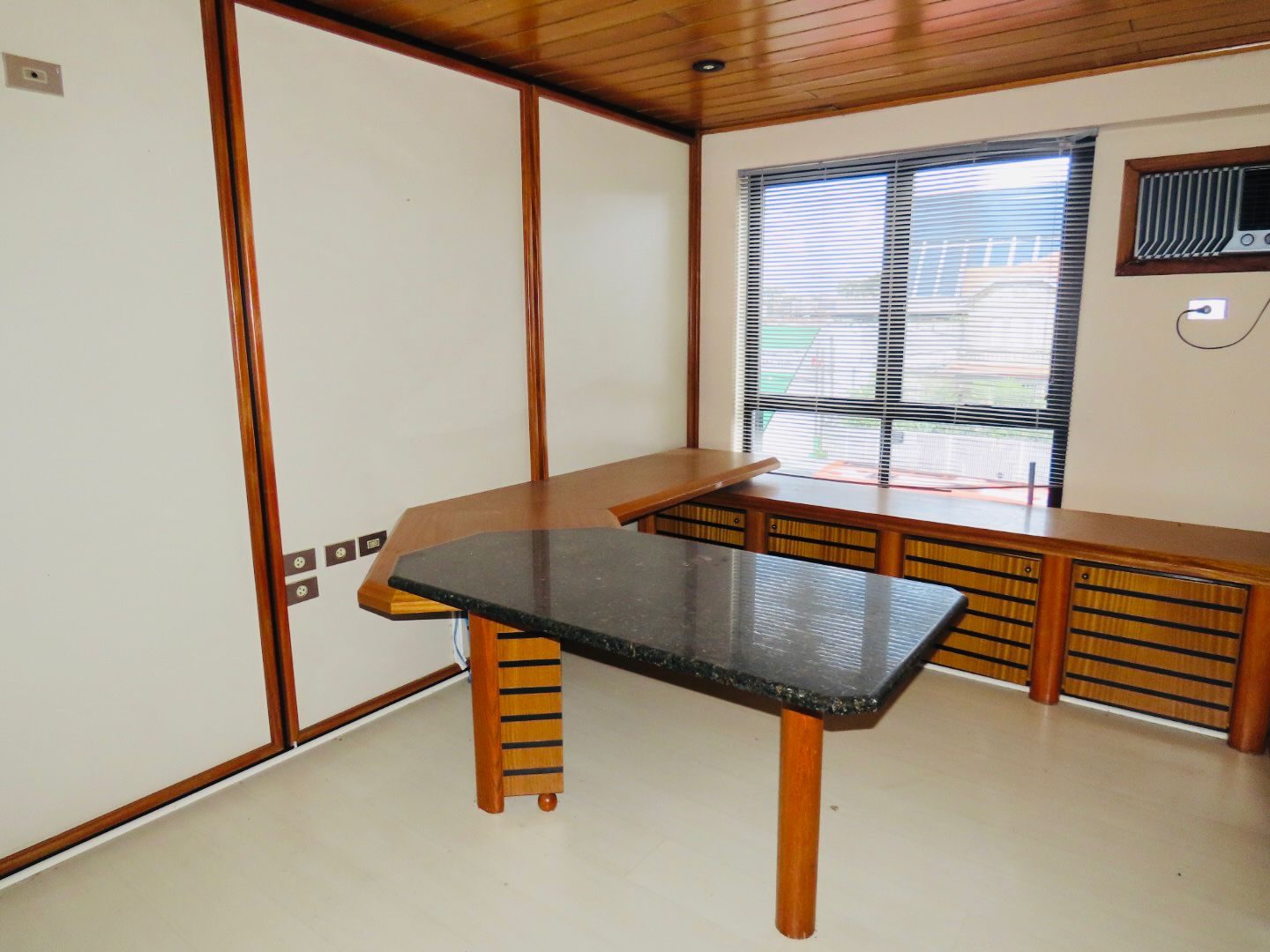 BARRACÃO 750m² – REBOUÇAS – foto 27