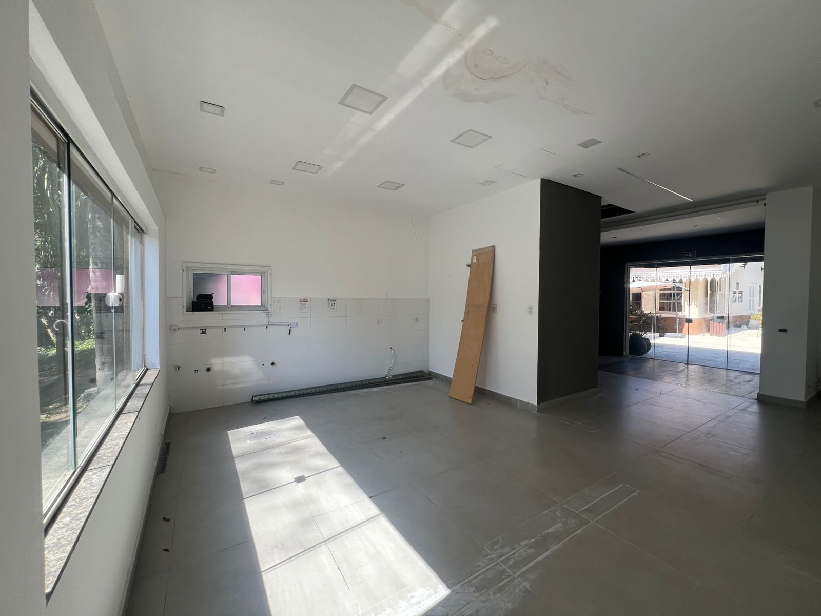 LOJAS DE 17m² a 187m² - ABRANCHES – foto 16