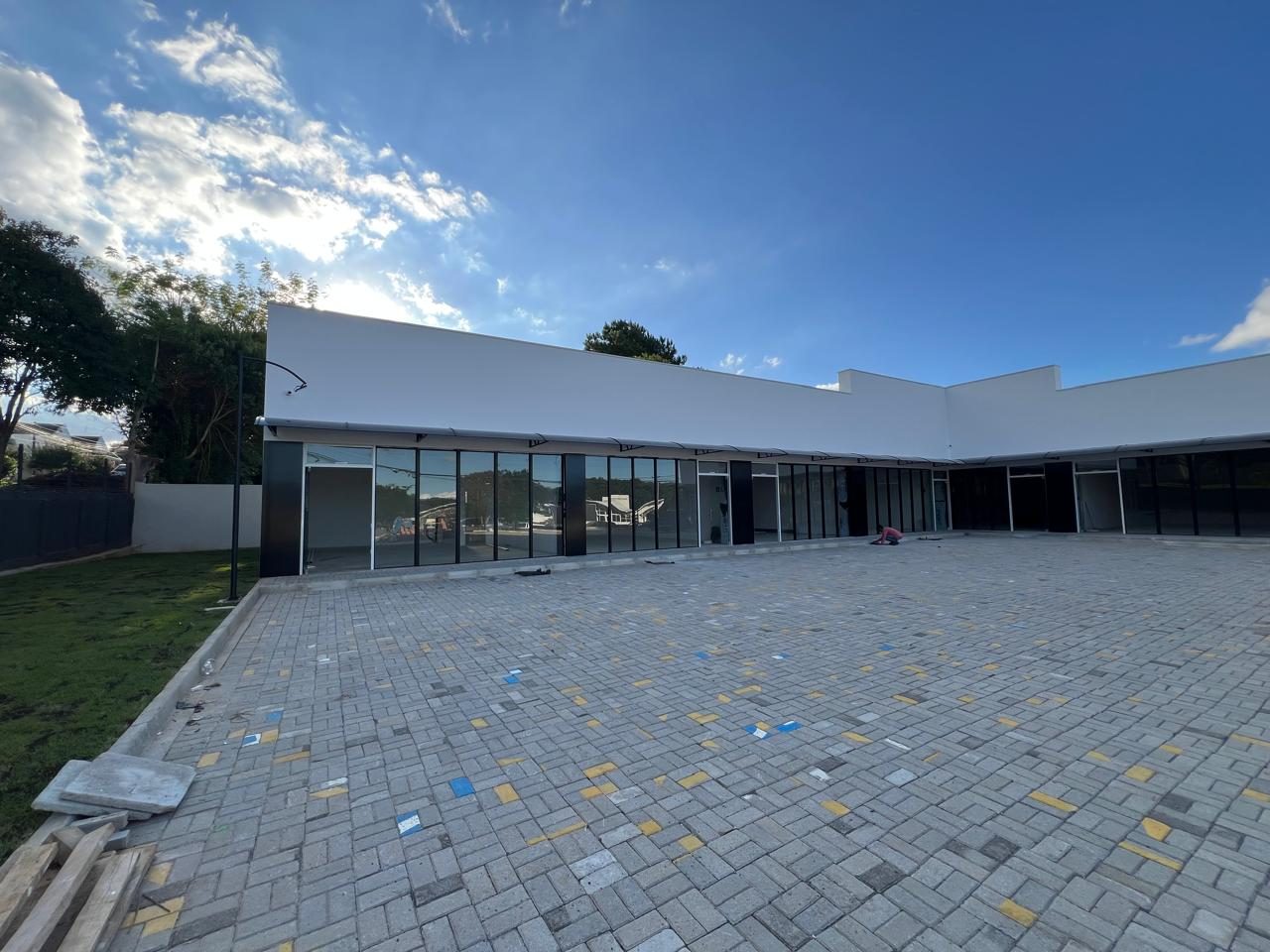 LOJAS DE 57m² a 178m² – Santa Felicidade – foto 11