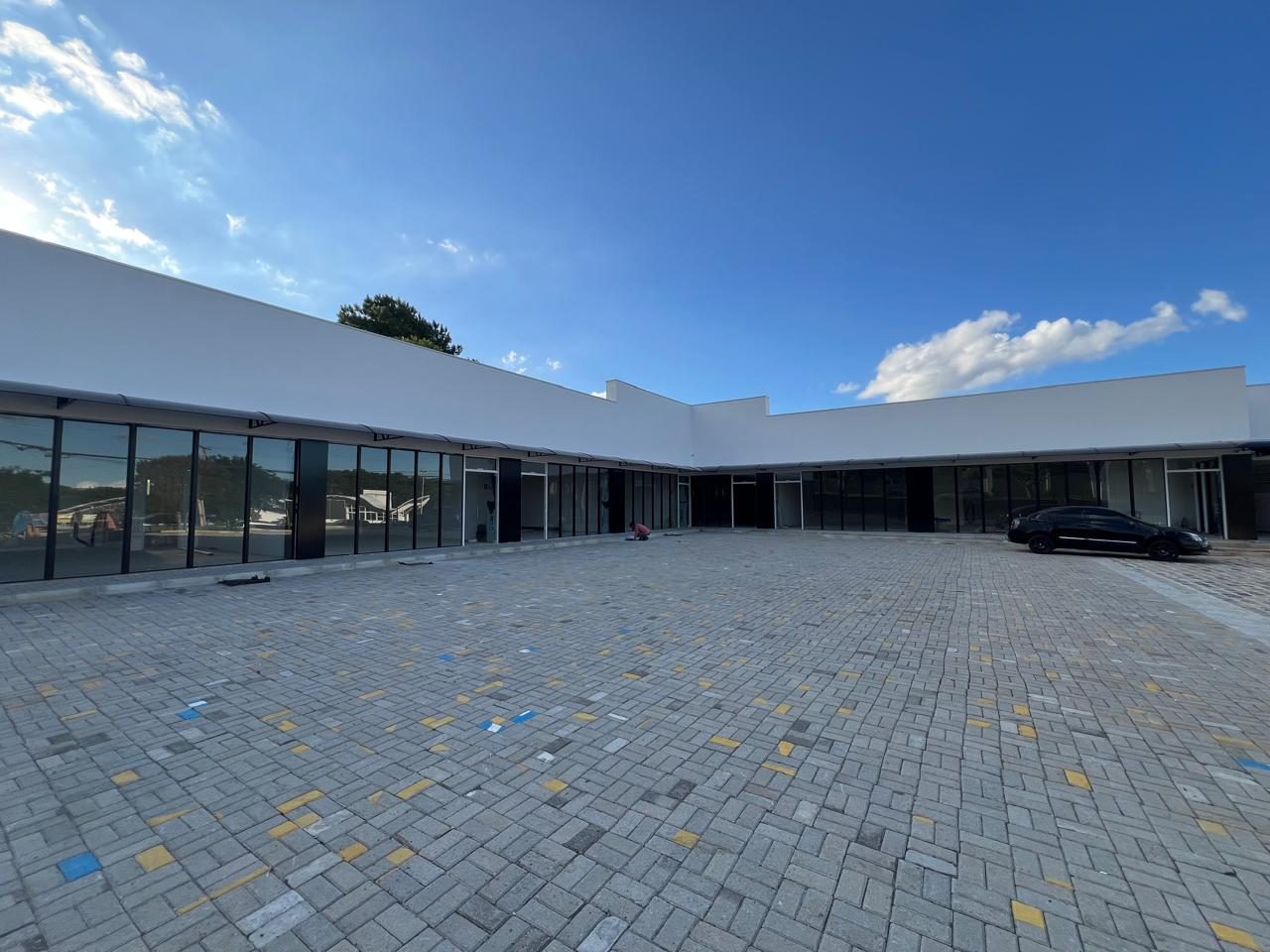 LOJAS DE 57m² a 178m² – Santa Felicidade – foto 17