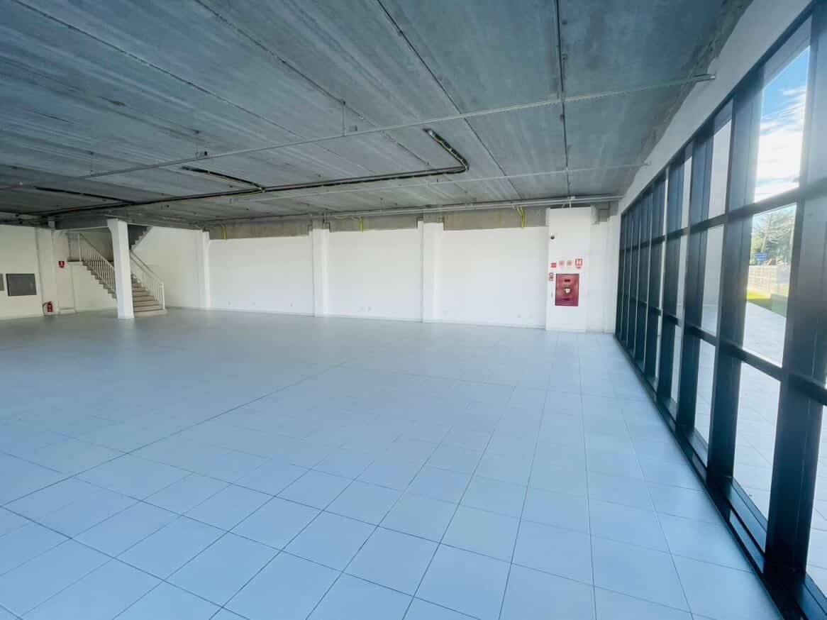 LOJAS 92m² a 445m² – Pinheirinho – foto 22