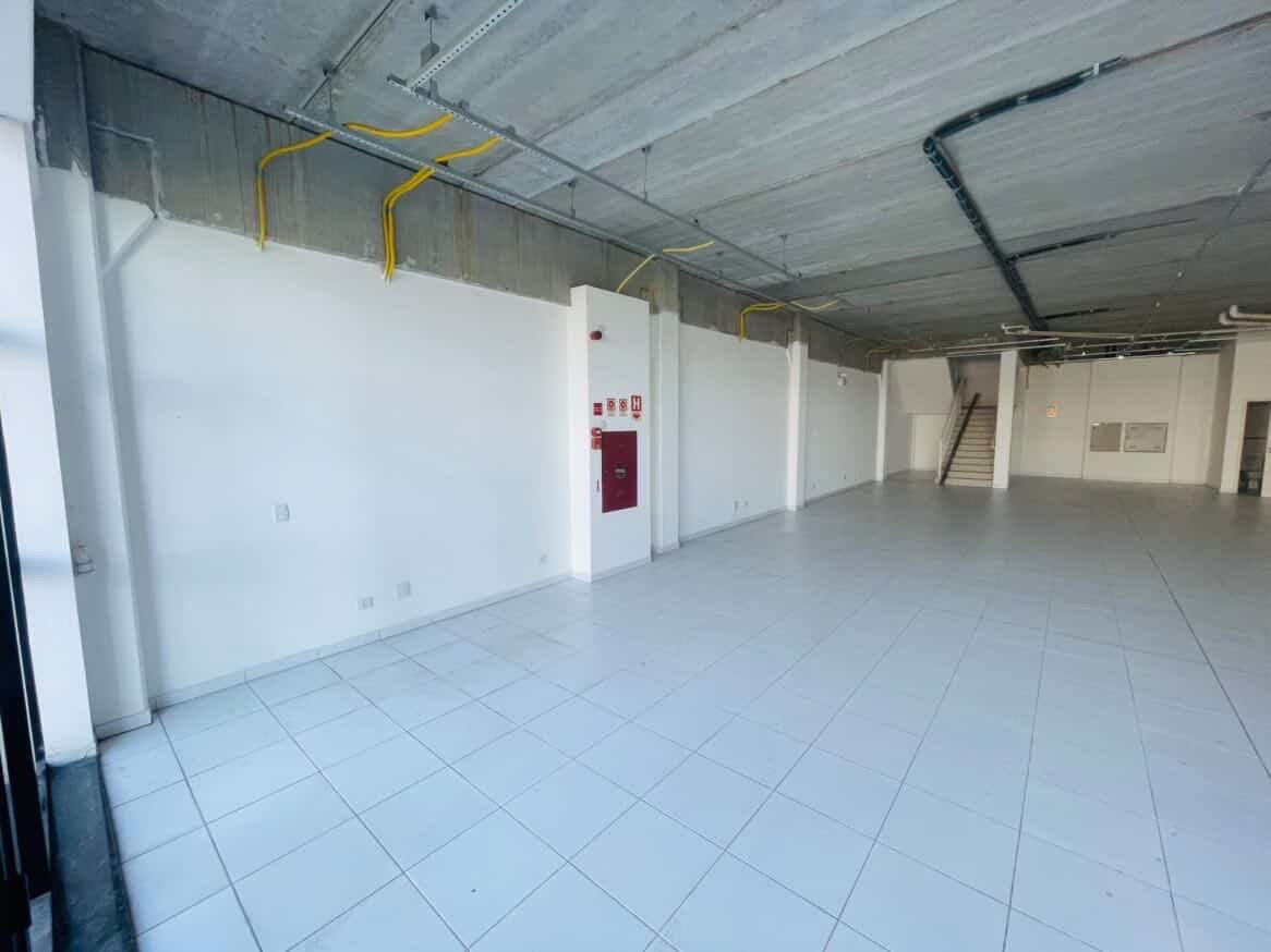 LOJAS 92m² a 445m² – Pinheirinho – foto 29